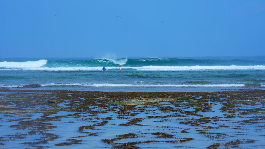 Plengkung-Tempat orang berbahagia saat menikmati saat-saat berbahaya